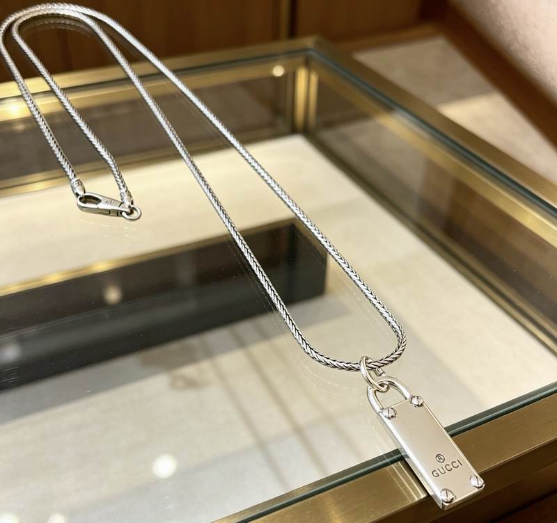 Gucci Necklace 05yxs122