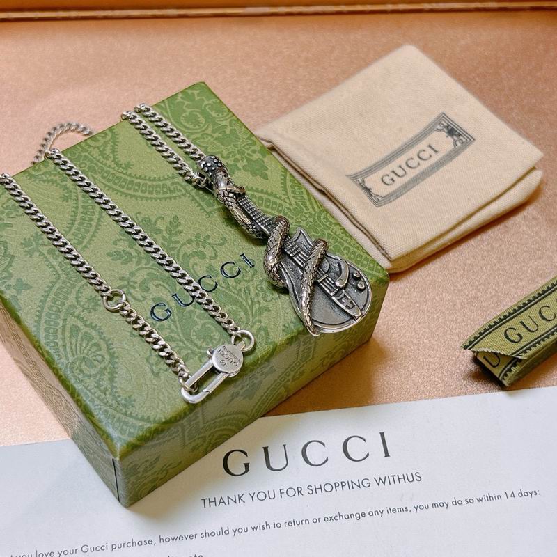 Gucci Necklace 09yxh02