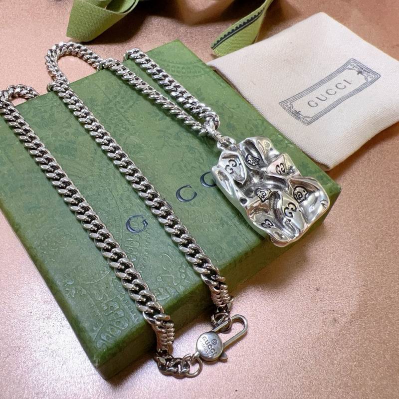 Gucci Necklace 09yxx27
