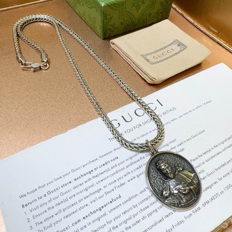 Gucci Necklace 09yxx50