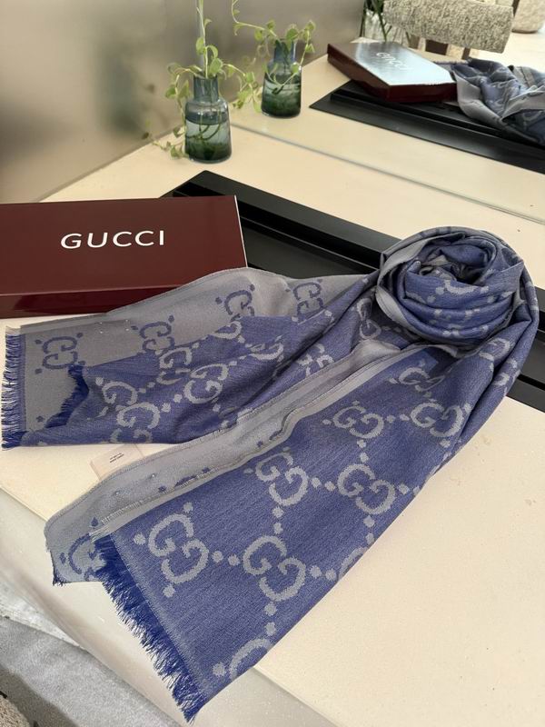 Gucci Scarf 210X70.1cm 70%羊毛30%桑蚕丝 E011002