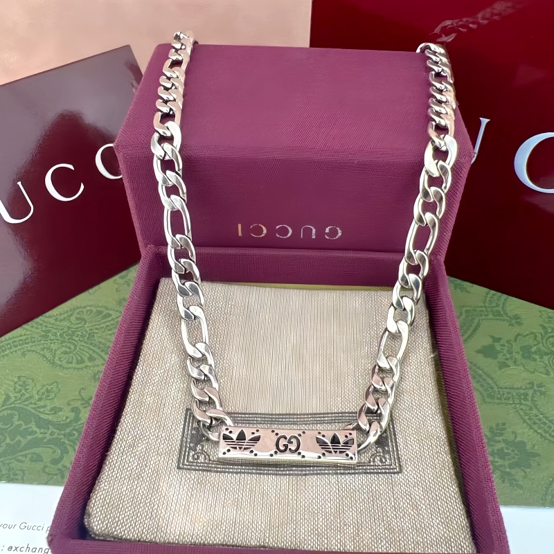 Gucci Suits 05yxs07