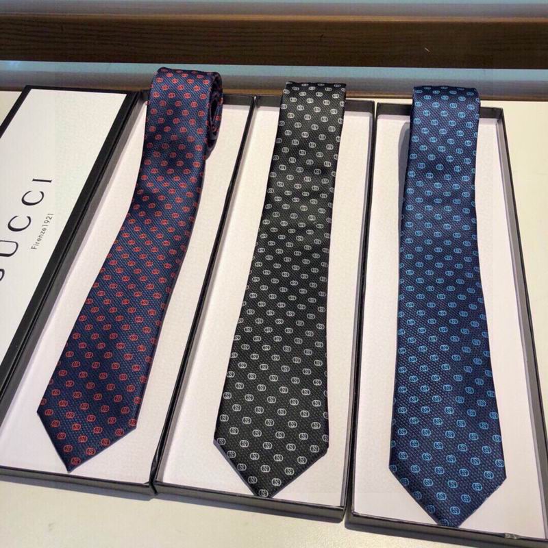 Gucci Tie hm12