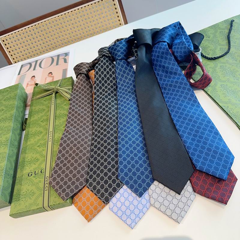 Gucci Tie hm53