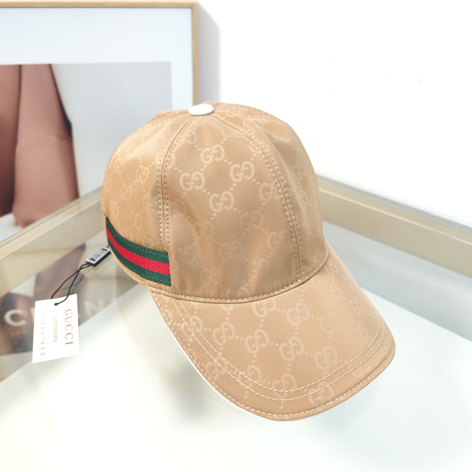 Gucci cap dx09