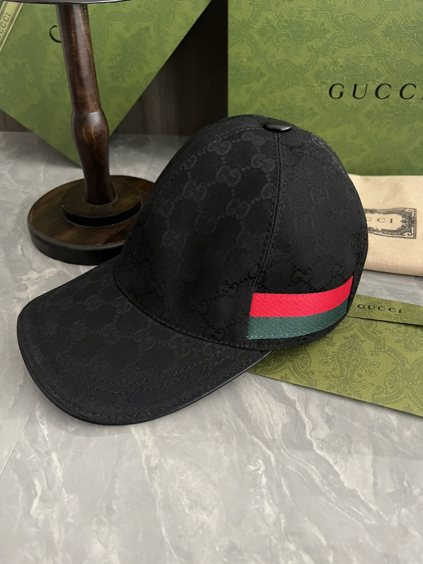 Gucci cap dx04