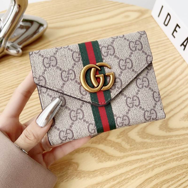 Gucci card bag 06