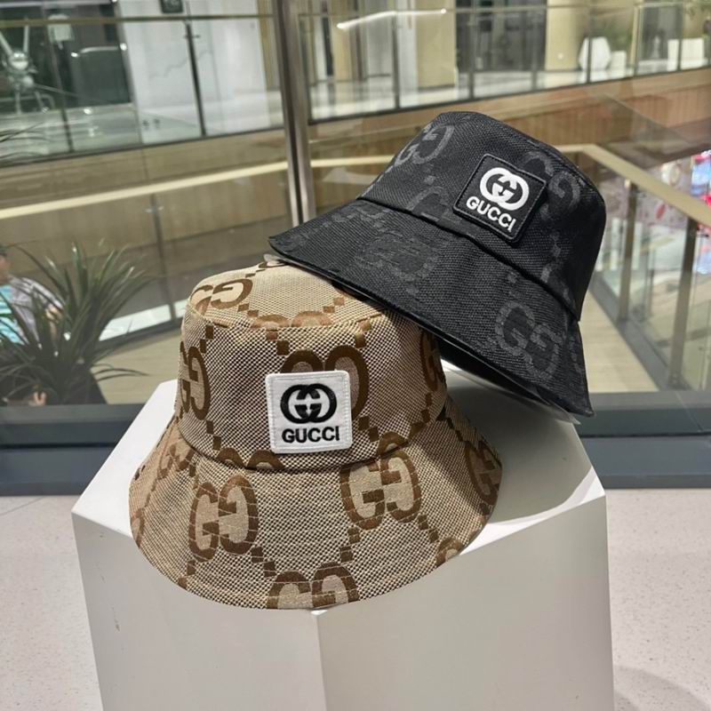 Gucci hat 061008