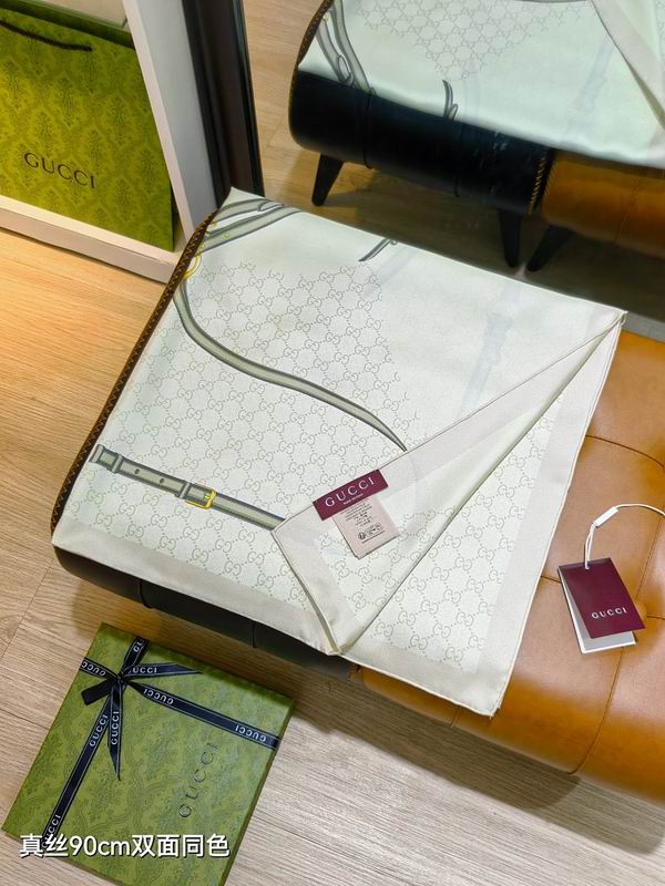 Gucci silk scarf hm03
