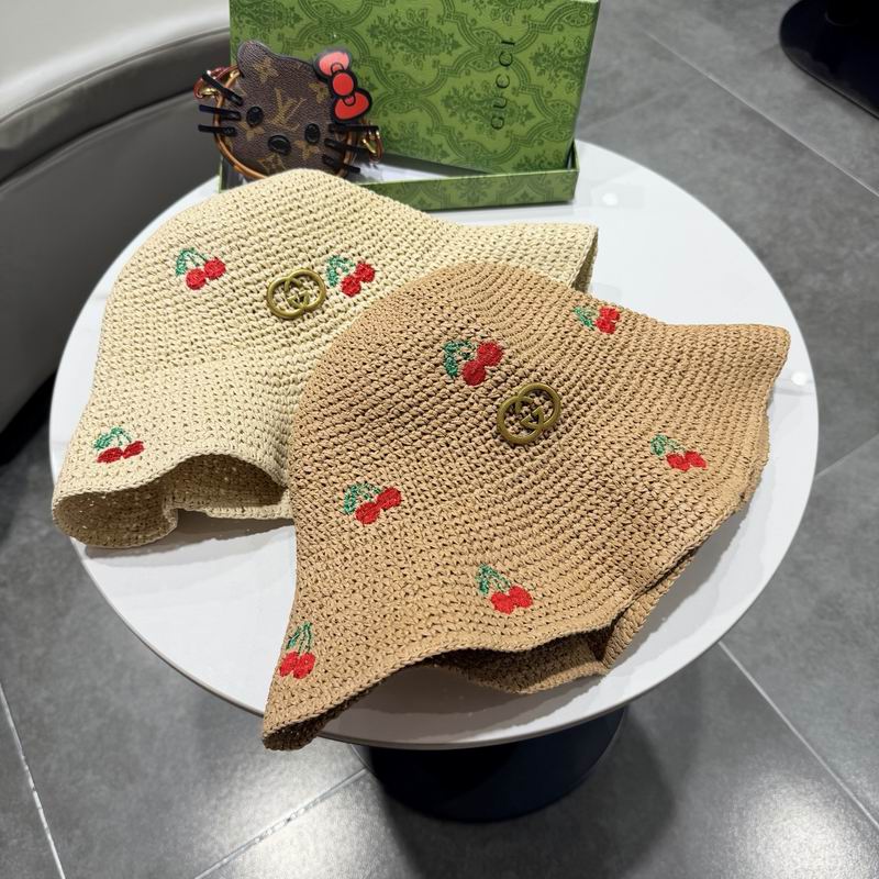 Gucci top hat 030502