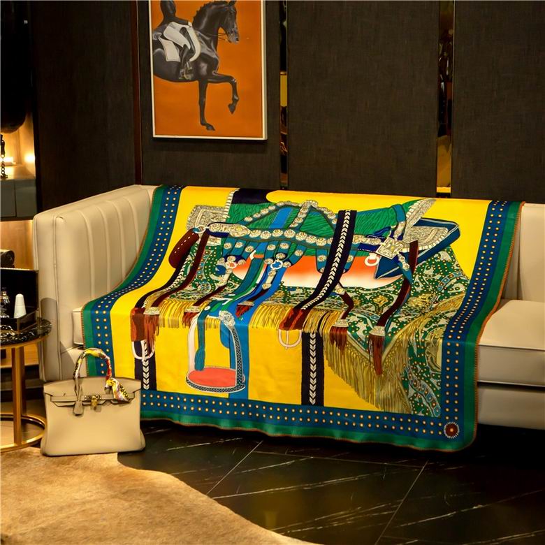 Hermes 1.5x1.5m 1.5x2m 2x2.3m 27