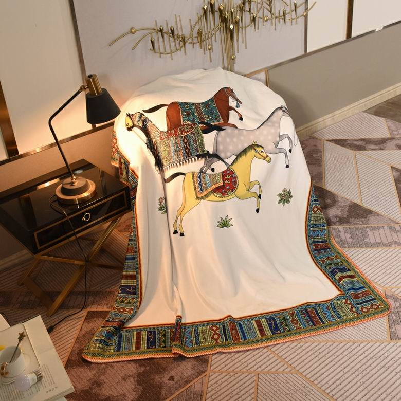 Hermes 1.5x1.5m 1.5x2m 2x2.3m 50