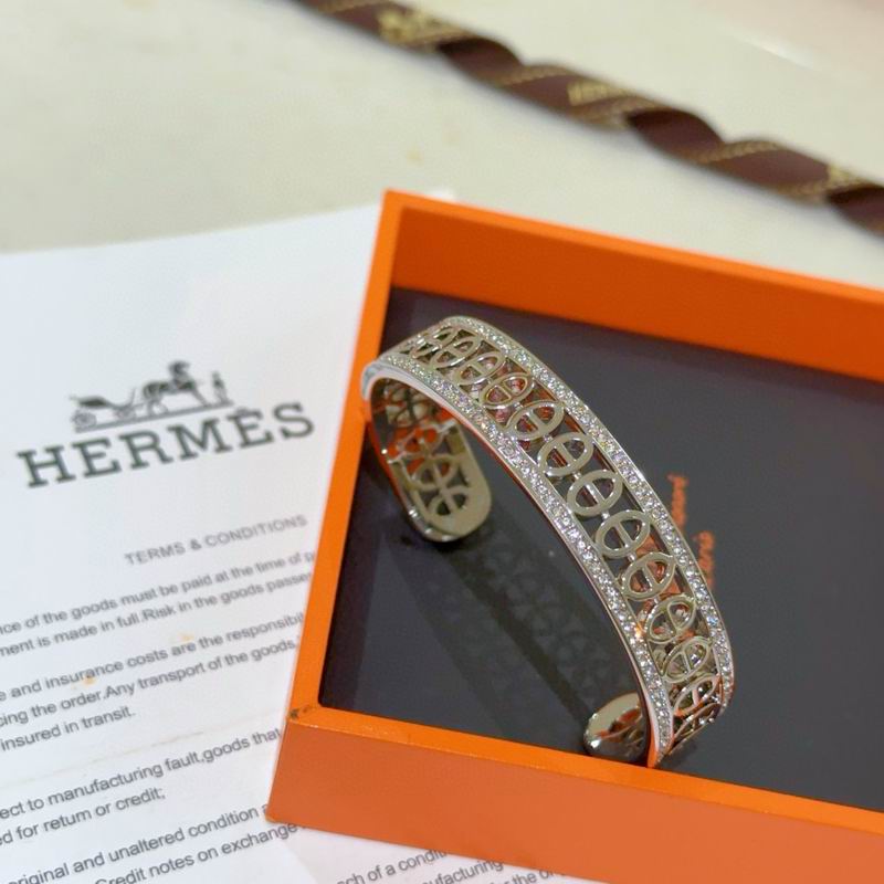 Hermes Bracelet 06yxh16
