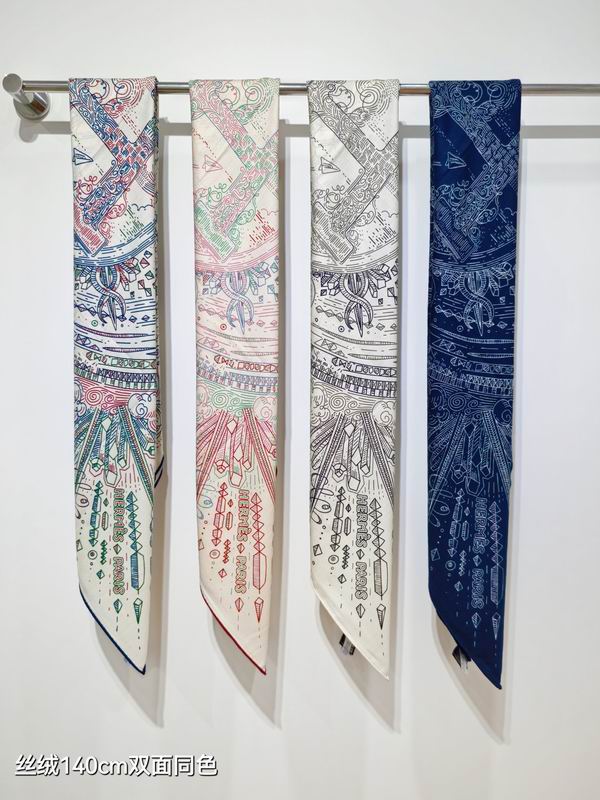 Hermes Scarf 140X140cm 70%羊绒30%真丝 E081921