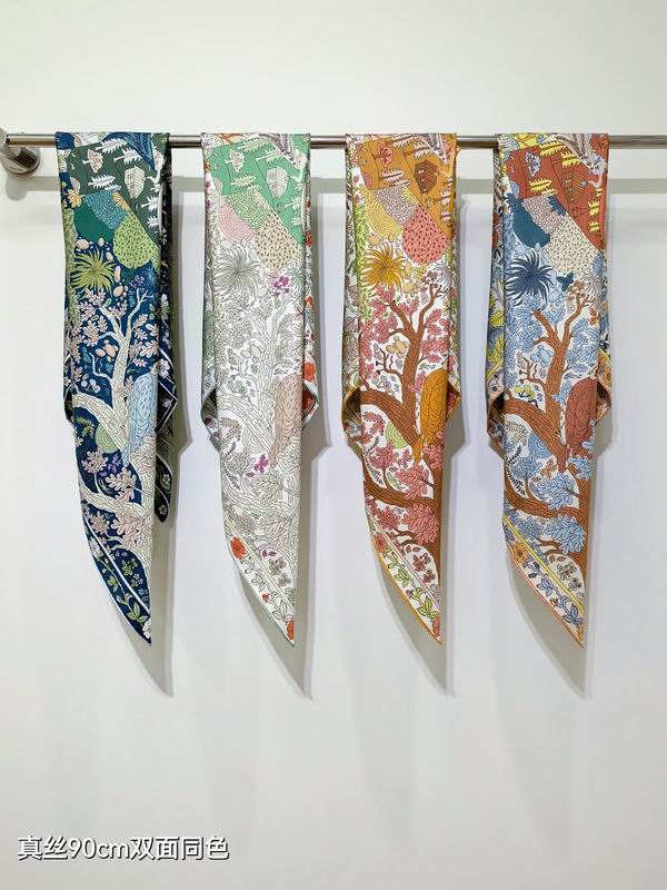 Hermes silk scarf hm41