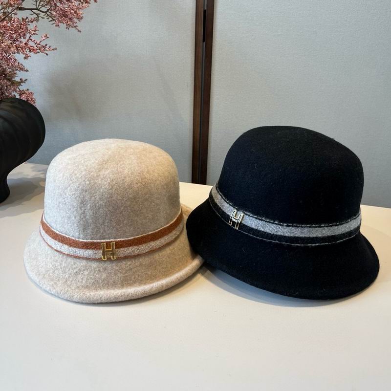 Hermes top hat 090803