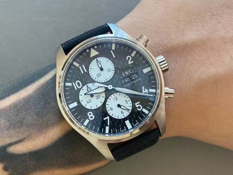 IWC 43mm 082230
