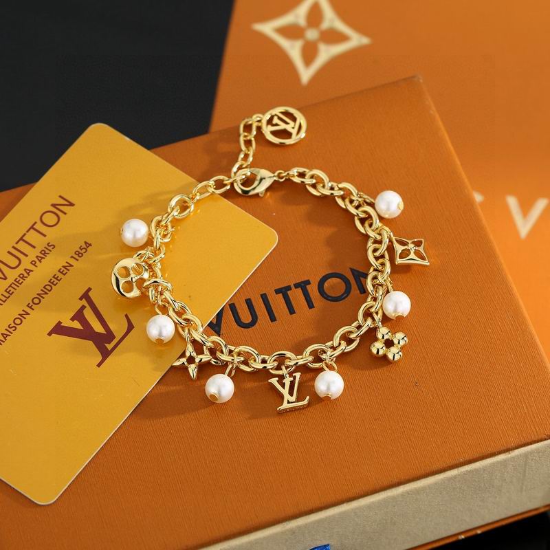 LV Bracelet 04yxs39