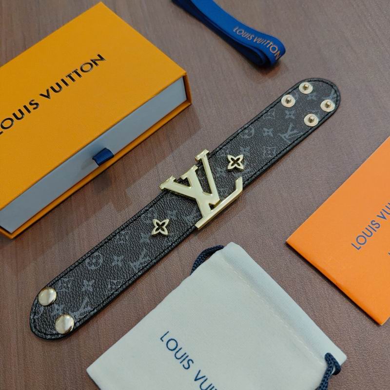 LV Bracelet 04yxs56