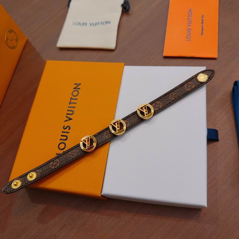 LV Bracelet 04yxs65