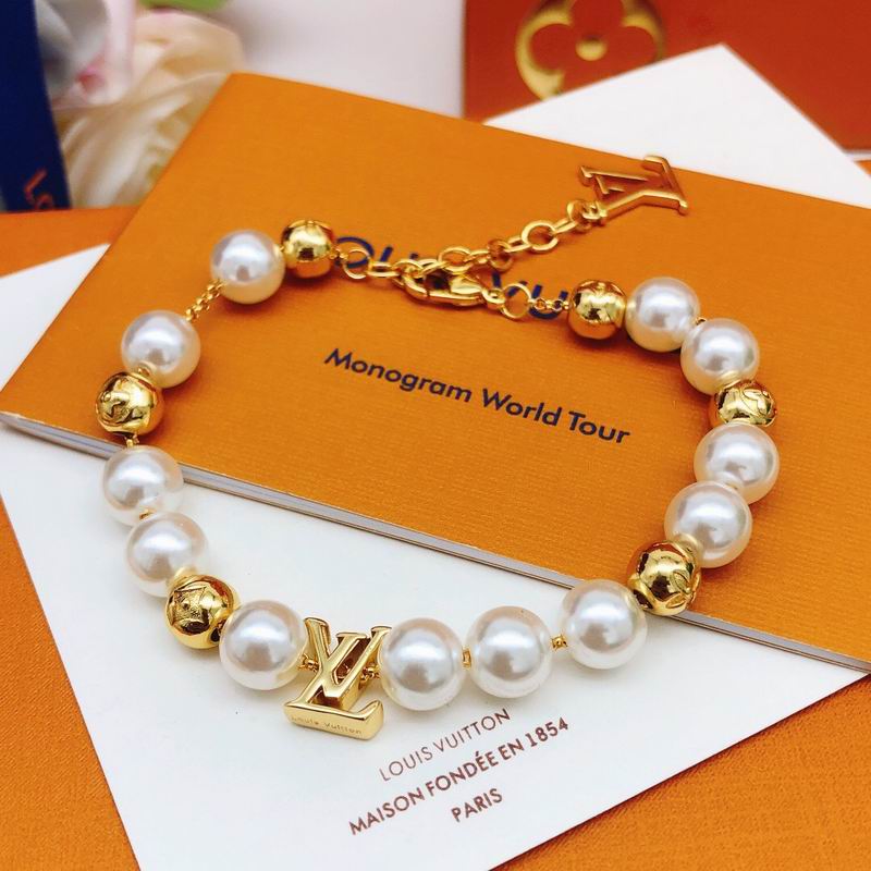 LV Bracelet 05yxs11