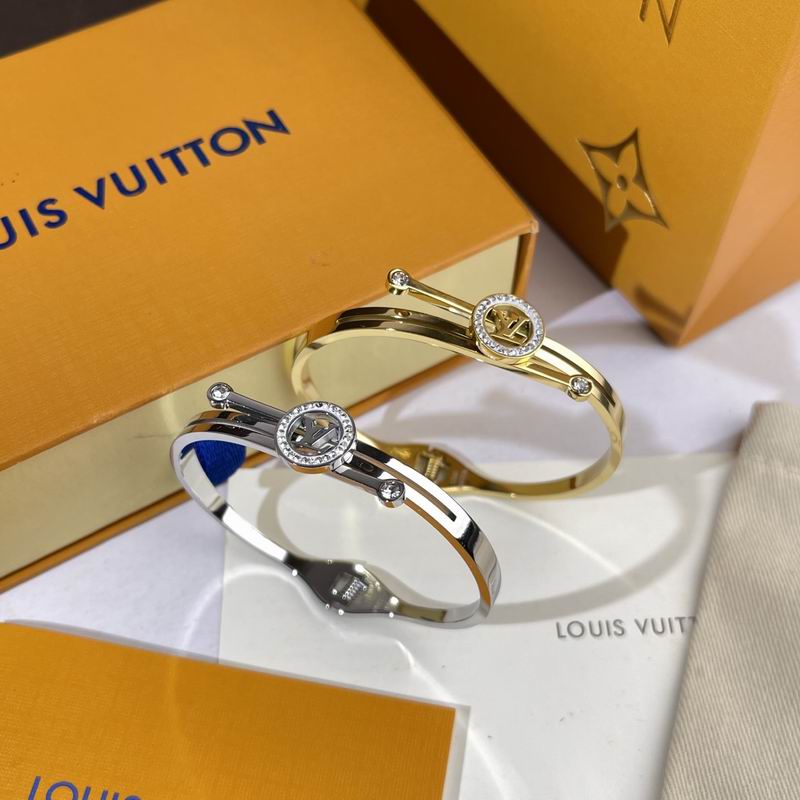 LV Bracelet 05yxs240
