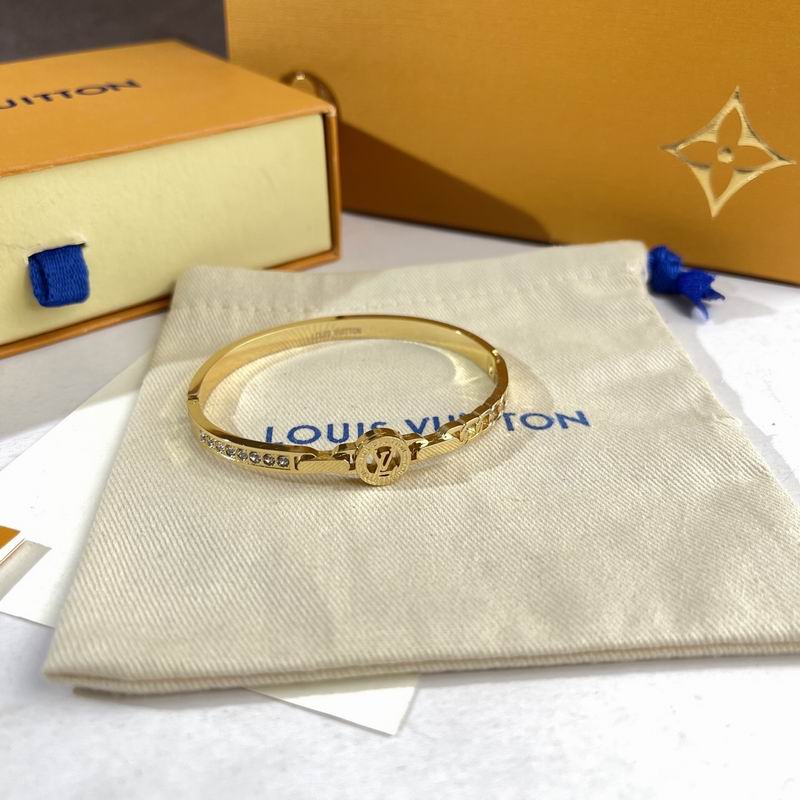 LV Bracelet 05yxs250