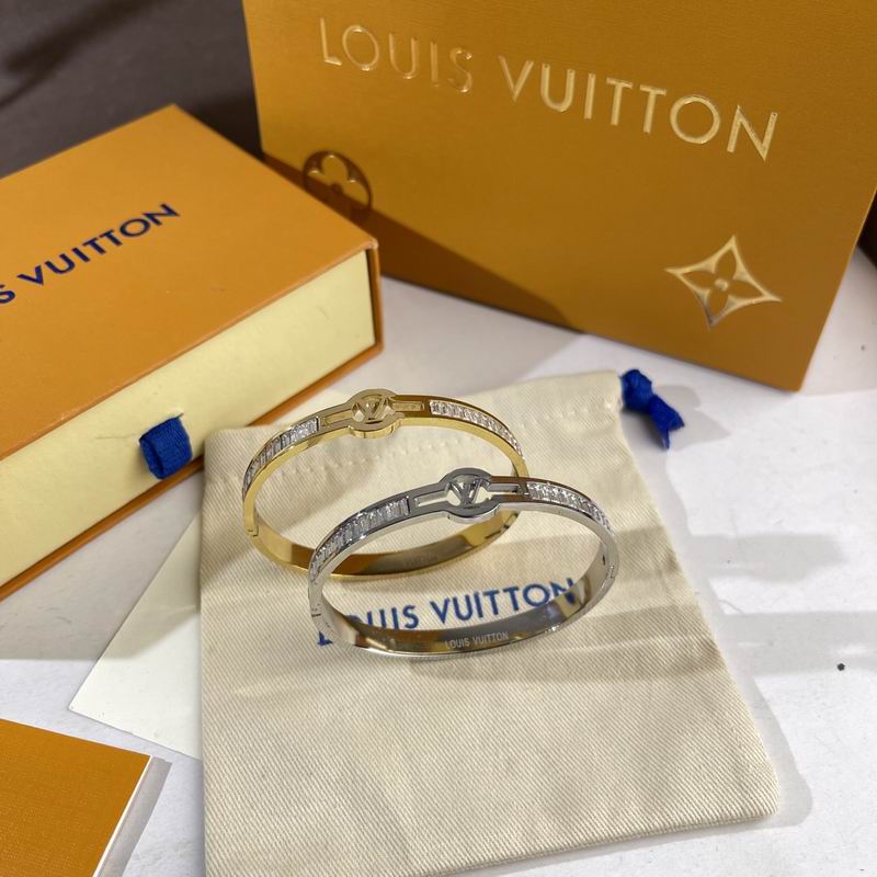 LV Bracelet 05yxs255