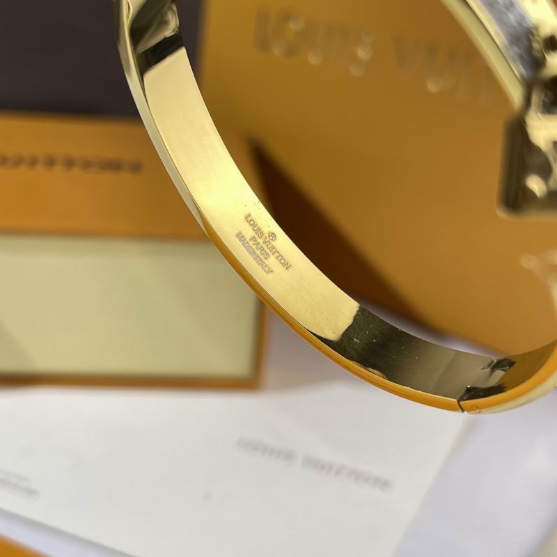 LV Bracelet 05yxs302