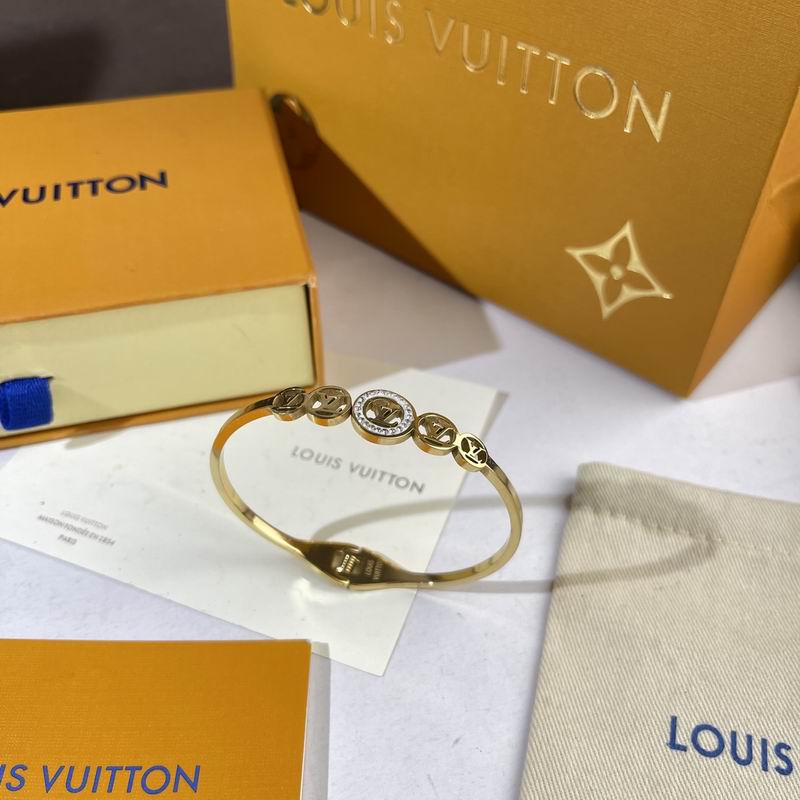 LV Bracelet 05yxs323