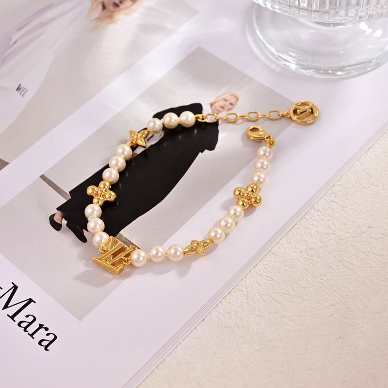LV Bracelet 05yxs68