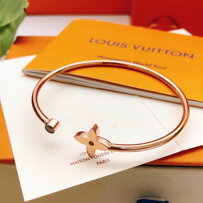LV Bracelet 05yxs72