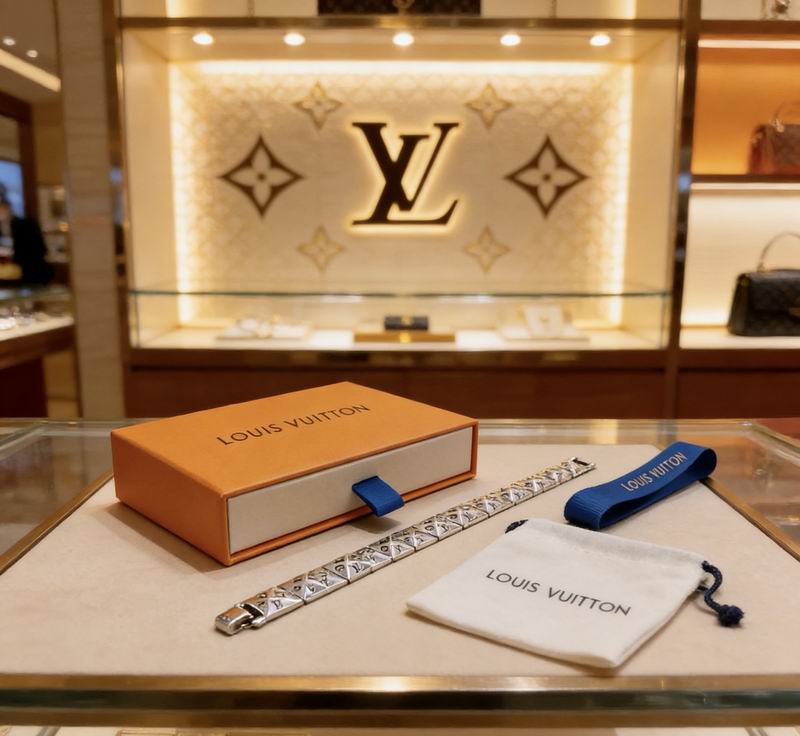 LV Bracelet 03yxs174