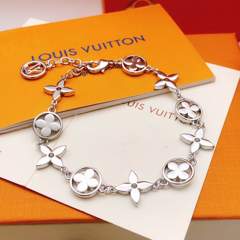 LV Bracelet 03yxs228