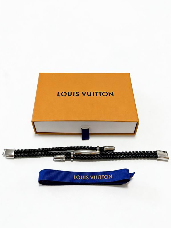 LV Bracelet 03yxs247
