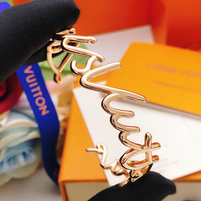 LV Bracelet 03yxs258