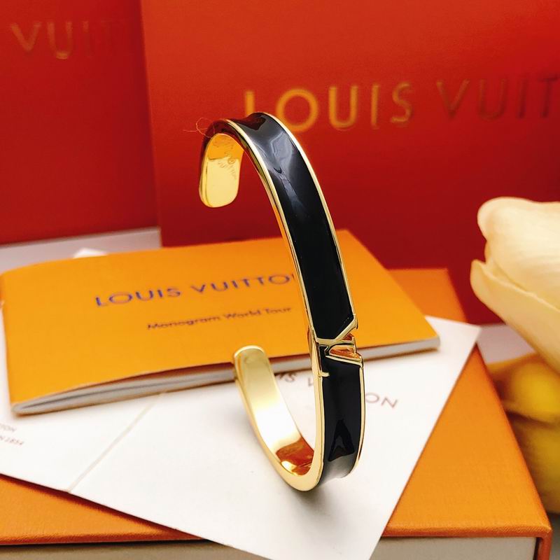 LV Bracelet 03yxs260