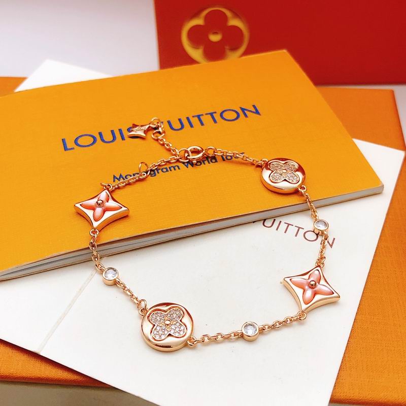 LV Bracelet 03yxs301