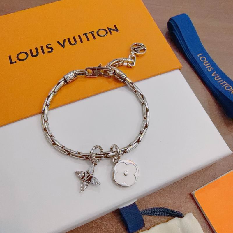 LV Bracelet 03yxs306
