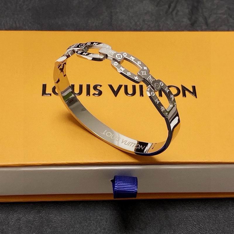 LV Bracelet 03yxs310