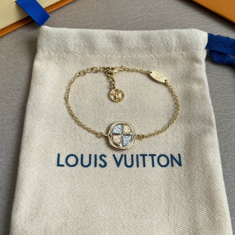 LV Bracelet 04yxh105