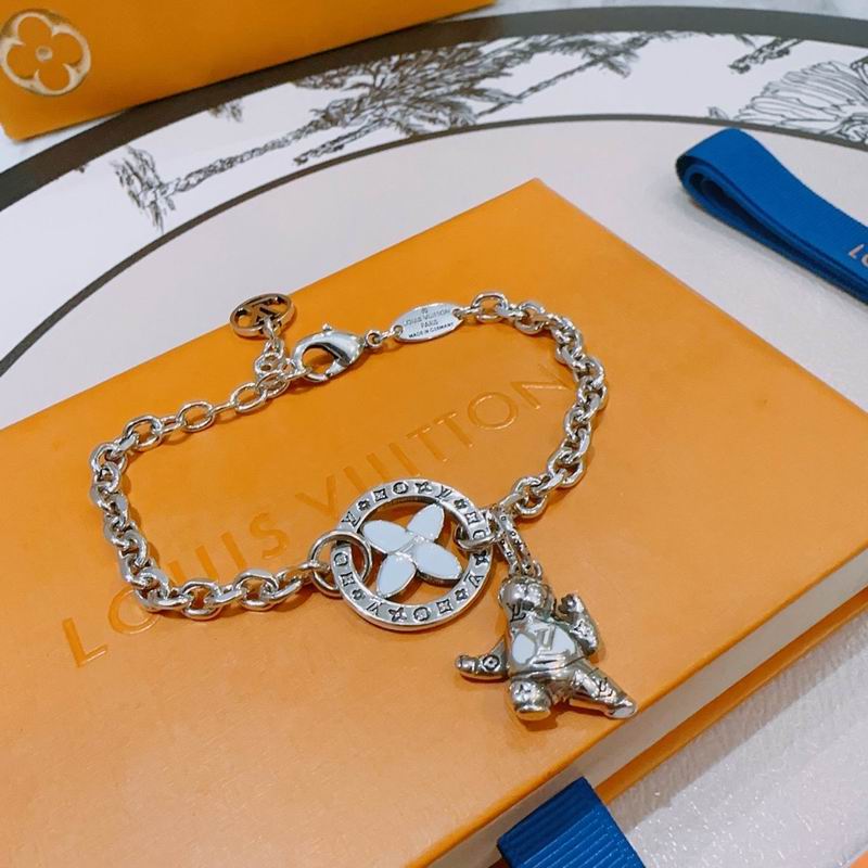 LV Bracelet 04yxh12