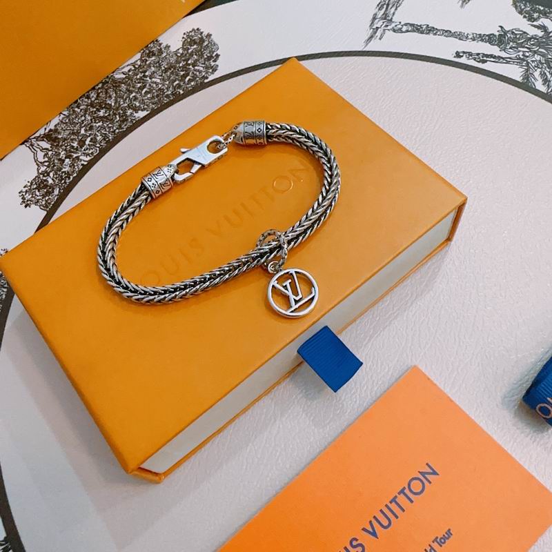 LV Bracelet 04yxh144