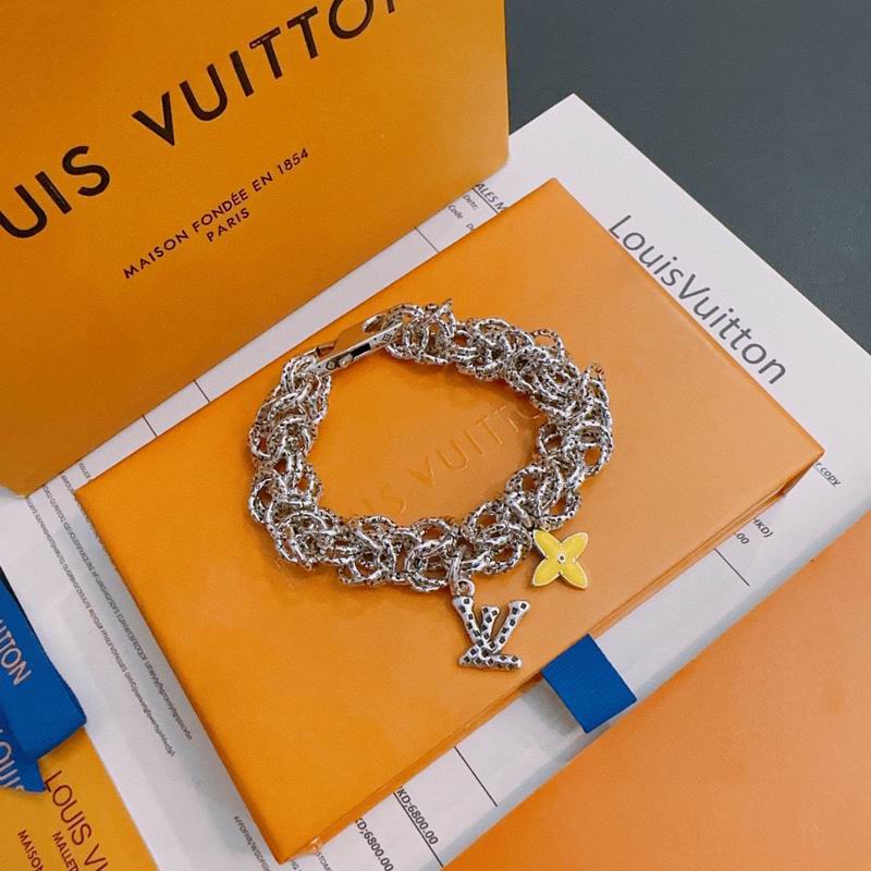 LV Bracelet 04yxh93