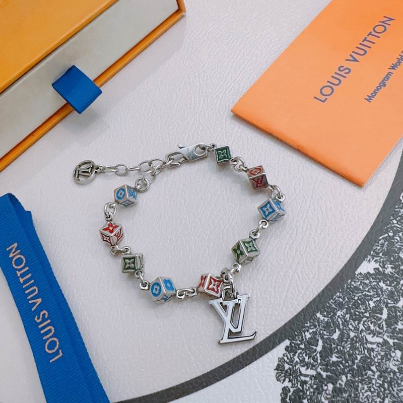 LV Bracelet 04yxh97