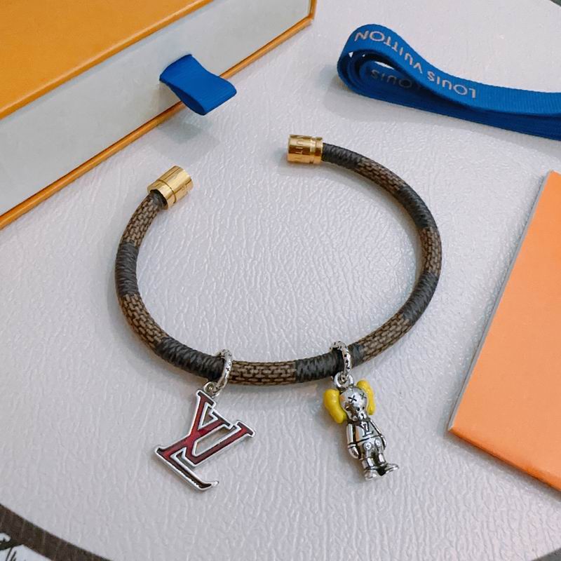 LV Bracelet 05yxh21