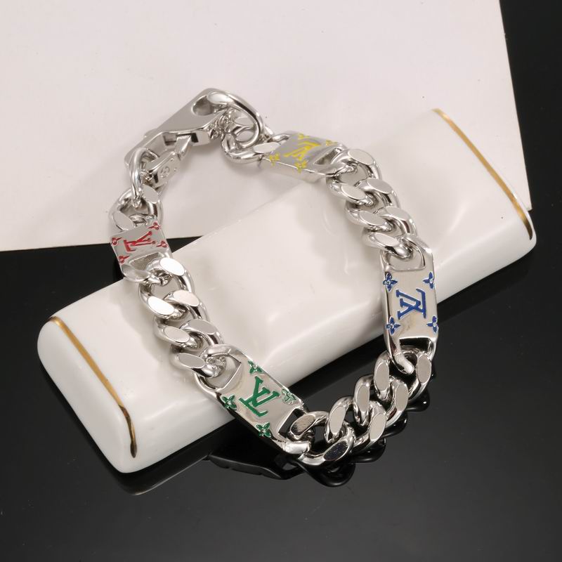 LV Bracelet 05yxh29