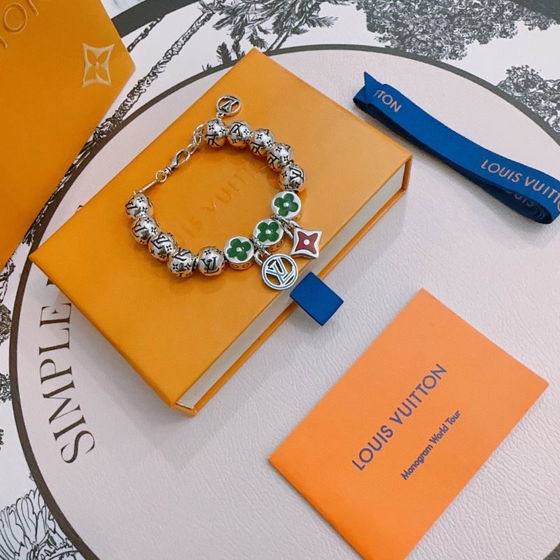 LV Bracelet 05yxh34