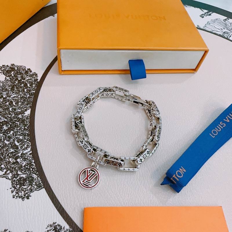 LV Bracelet 05yxh36