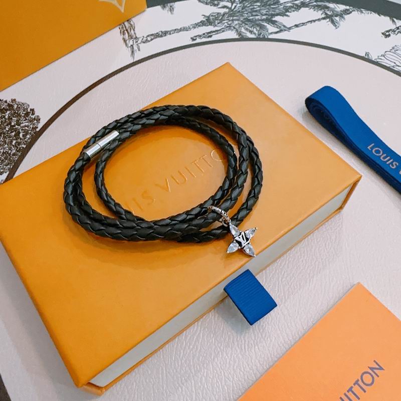 LV Bracelet 05yxh53